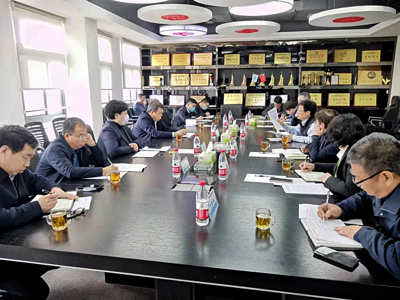 新乡市人大副主任、高新区党工委书记翟洪凯到开云网页版调研